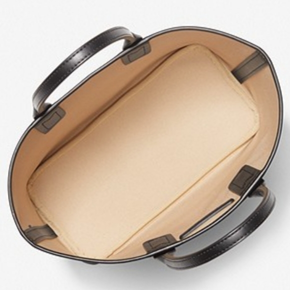 Michael Kors Jodie Tote - Picture 3 of 5